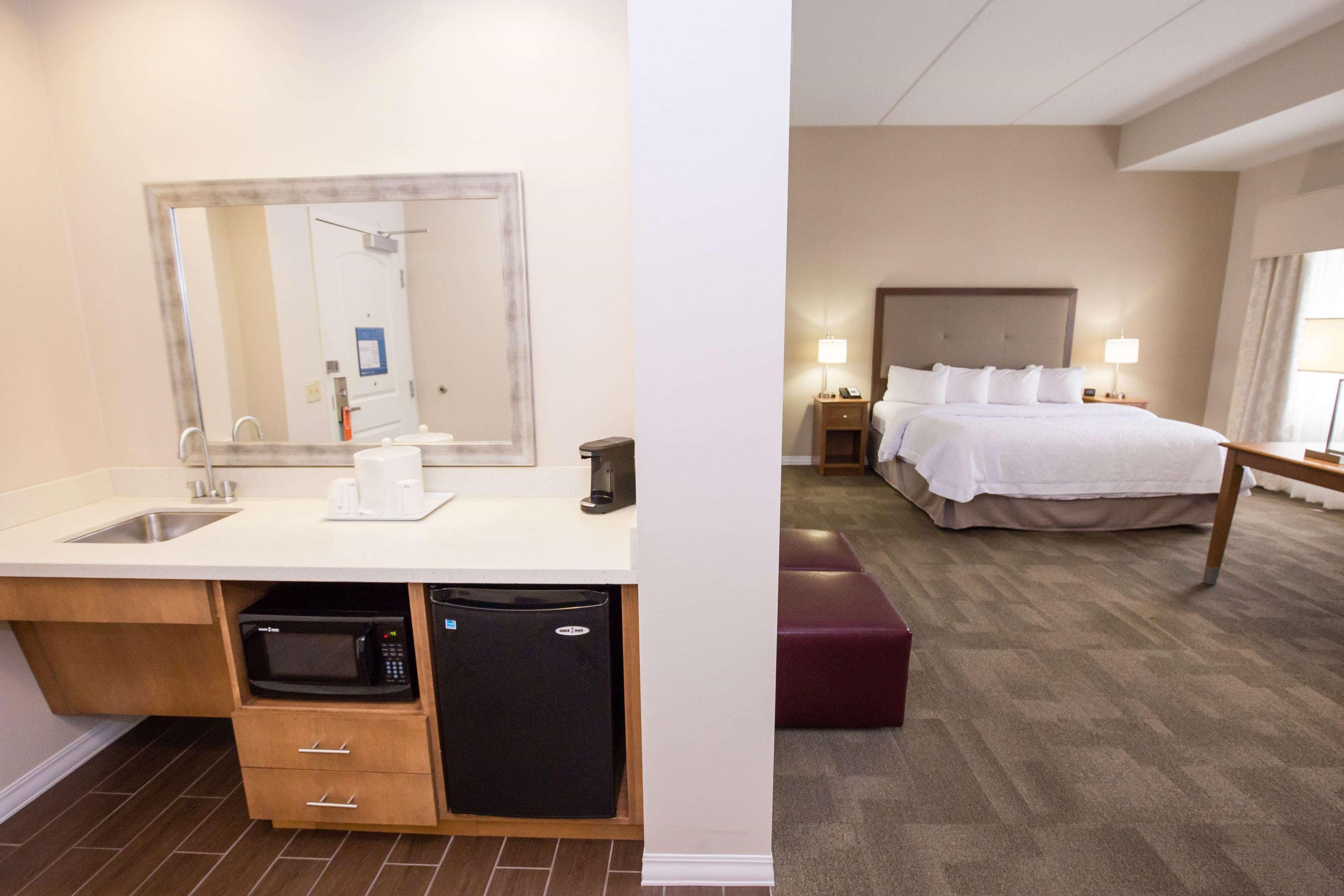 Hotel Hampton & - Pittsburgh/harmarville, Pa